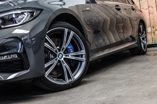 BMW 3 Serie Touring 330e M-Sport *Pano*H/K*360 Camera*Elek. Stoelen*Head-Up*