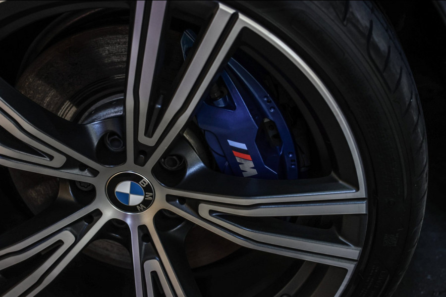 BMW 3 Serie Touring 330e M-Sport *Pano*H/K*360 Camera*Elek. Stoelen*Head-Up*