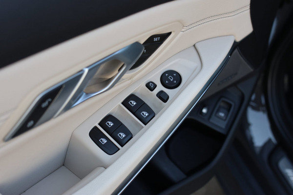 BMW 3 Serie Touring 330e M-Sport *Pano*H/K*360 Camera*Elek. Stoelen*Head-Up*