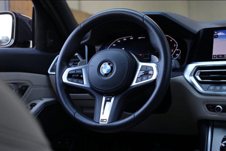 BMW 3 Serie Touring 330e M-Sport *Pano*H/K*360 Camera*Elek. Stoelen*Head-Up*
