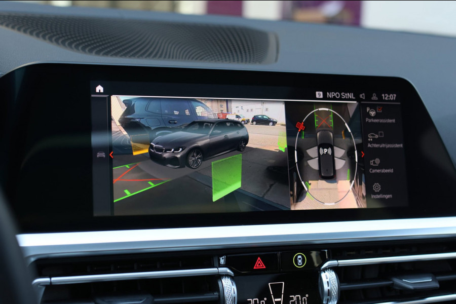 BMW 3 Serie Touring 330e M-Sport *Pano*H/K*360 Camera*Elek. Stoelen*Head-Up*