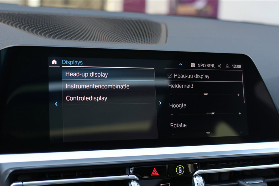 BMW 3 Serie Touring 330e M-Sport *Pano*H/K*360 Camera*Elek. Stoelen*Head-Up*