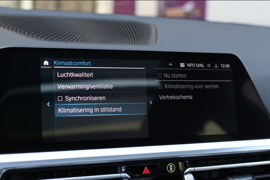 BMW 3 Serie Touring 330e M-Sport *Pano*H/K*360 Camera*Elek. Stoelen*Head-Up*