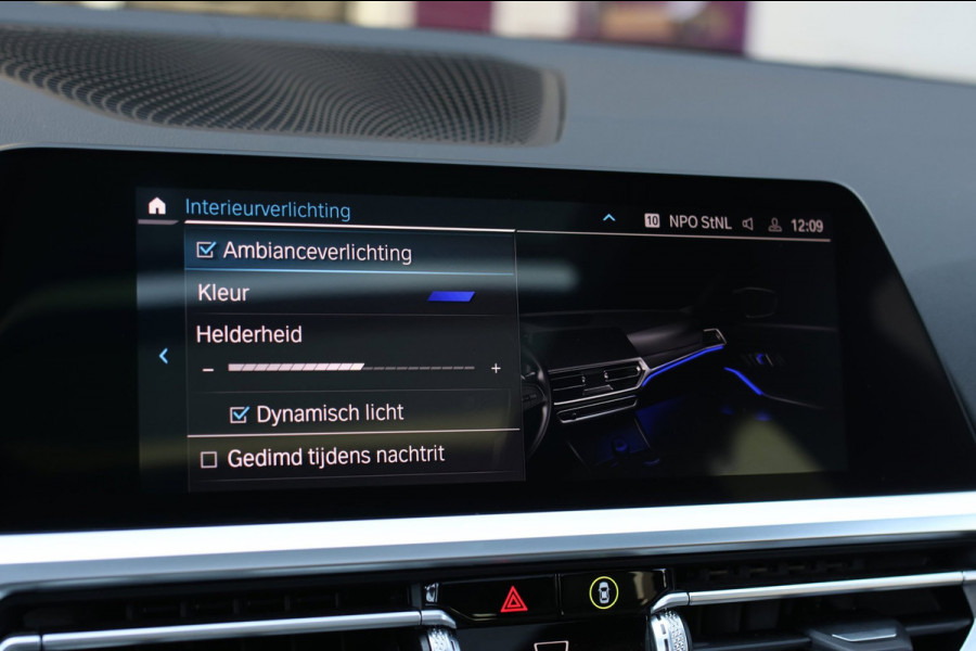 BMW 3 Serie Touring 330e M-Sport *Pano*H/K*360 Camera*Elek. Stoelen*Head-Up*