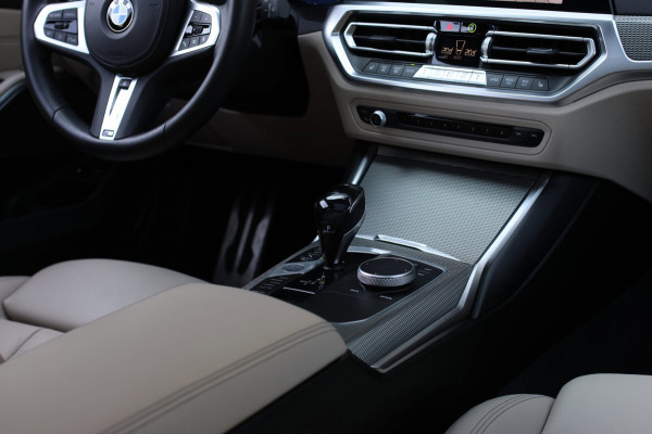 BMW 3 Serie Touring 330e M-Sport *Pano*H/K*360 Camera*Elek. Stoelen*Head-Up*