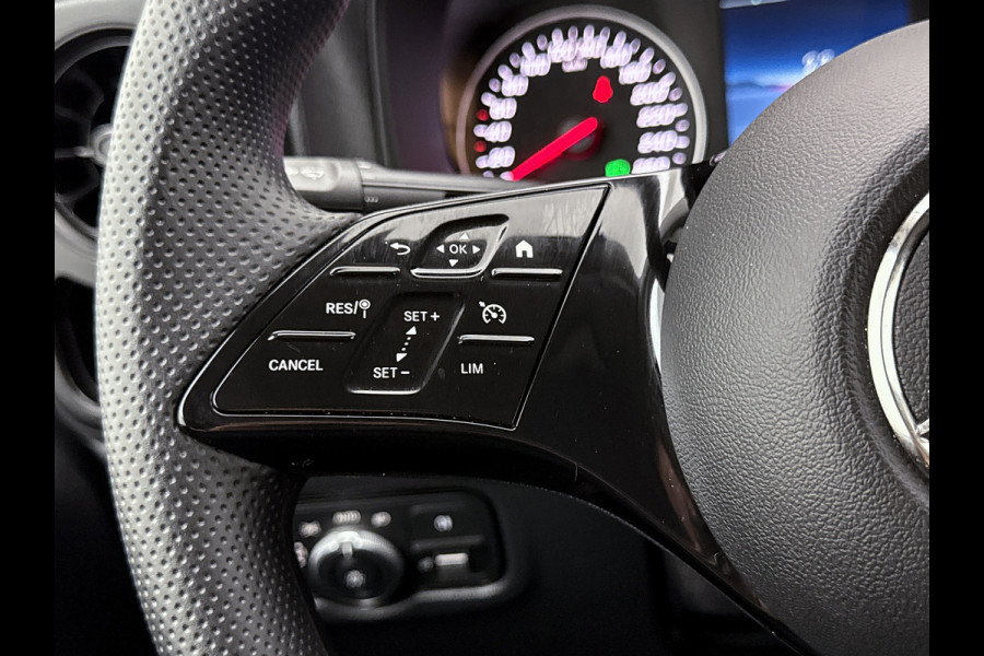 Mercedes-Benz Vito 116 CDI L2 Pro Led Obsidian zwart Trekhaak Parkeerpakket Carplay Cruise control