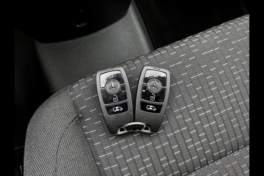 Mercedes-Benz Vito 116 CDI L2 Pro Led Obsidian zwart Trekhaak Parkeerpakket Carplay Cruise control