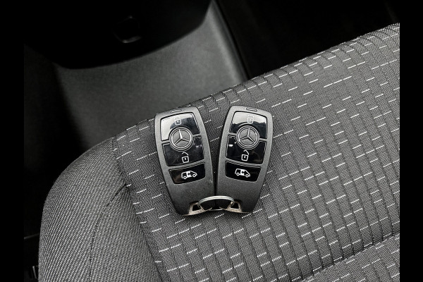 Mercedes-Benz Vito 116 CDI L2 Pro Led Obsidian zwart Trekhaak Parkeerpakket Carplay Cruise control