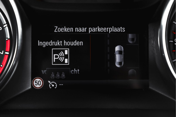 Opel Astra Sports Tourer 1.4 Turbo Innovation | Cruise | PDC | Camera | NAV + App.Connect | Auto.Airco | Afn. Trekhaak | Elek. Klep | LM 17" |