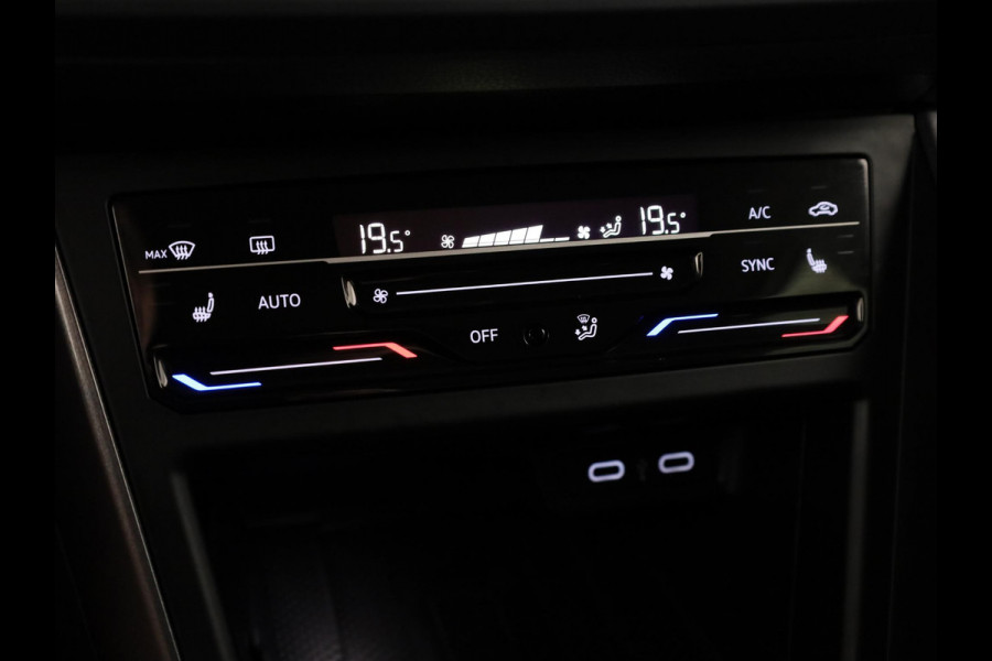 Volkswagen Taigo 1.0 TSI Style 110 pk Automaat (DSG) | Navigatie | Parkeersensoren | Achteruitrijcamera | Keyless | Matrix LED koplampen | Stoelverwarming |