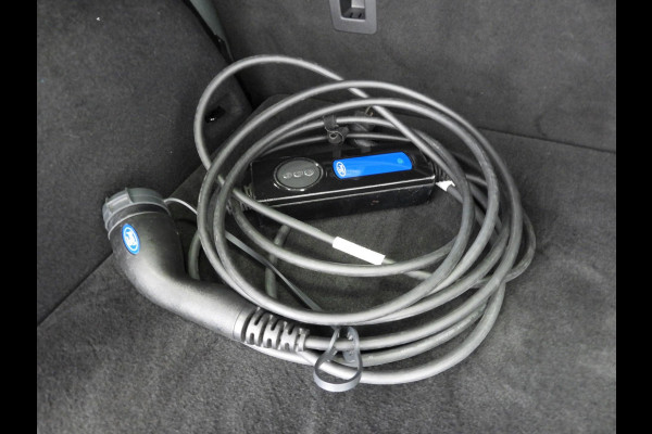 Ford Kuga 2.5 PHEV Plug-In ST-Line X NAVI/CAMERA/LED/B&O/18"LMV!