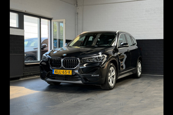 BMW X1 XDrive25e High Executive | HUD | Camera | Leder | Led | Stoelverwarming | Plug in Hybrid