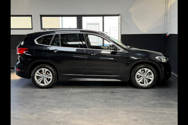 BMW X1 XDrive25e High Executive | HUD | Camera | Leder | Led | Stoelverwarming | Plug in Hybrid