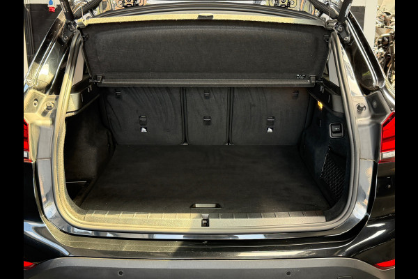 BMW X1 XDrive25e High Executive | HUD | Camera | Leder | Led | Stoelverwarming | Plug in Hybrid