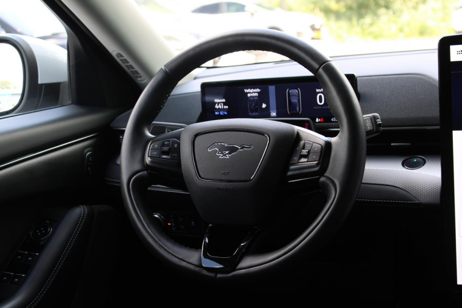 Ford Mustang Mach-E Extended RWD 98 kWh B&O Audio | SOH 95% | Electrische Klep | 360 Camera | Adaptive Cruise Control |