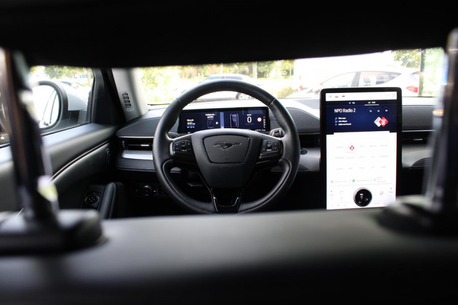 Ford Mustang Mach-E Extended RWD 98 kWh B&O Audio | SOH 95% | Electrische Klep | 360 Camera | Adaptive Cruise Control |