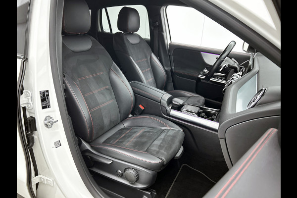 Mercedes-Benz GLA 250 e Business Solution AMG Limited lichtmetalen velgen | Wide screen | Navigatie MBUX | Parking support met camera Inclusief 24 maanden MB Certified garantie voor Europa.