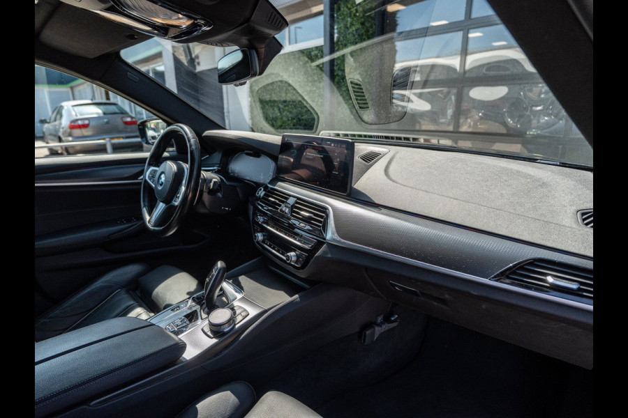 BMW 5 Serie 530e xDrive 292PK High Executive | M-Sport Shadow | HUD | CoPilot | Ambient