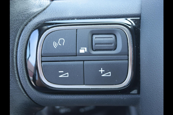 Citroën C3 1.2 PureTech S&S Shine | 100 PK | 17" ZWARTE LM VELGEN | CLIMATE CONTROL | PARKEERSENSOREN MET CAMERA | CRUISE CONTROL | NAVI |