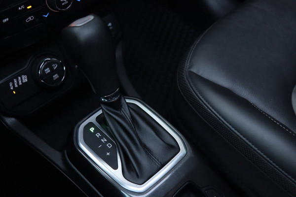Jeep Renegade 4xe 240 Plug-in Hybrid Electric S / PANO / ACC / KEYLESS / CAMERA / CARPLAY