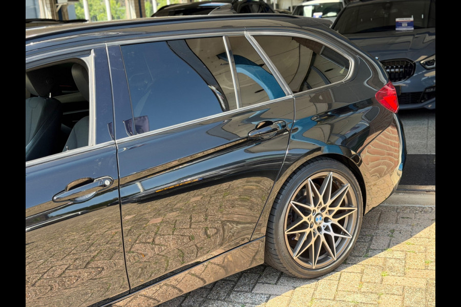BMW 3 Serie Touring 330i MSport Edition 2018 AUT NAVI LM NAP