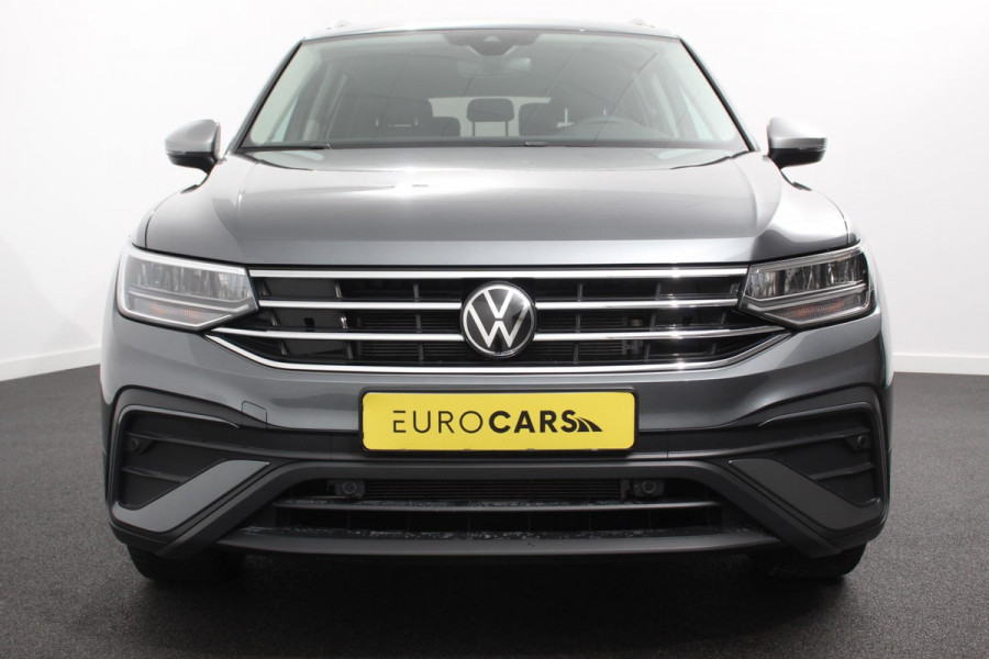 Volkswagen Tiguan Allspace 1.5 TSI Automaat Life 7p. Navigatie Apple Carplay/Android Auto Climate Control Lichtmetalen Velgen Camera Electrische Achterklep