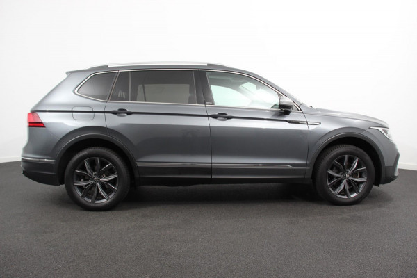 Volkswagen Tiguan Allspace 1.5 TSI Automaat Life 7p. Navigatie Apple Carplay/Android Auto Climate Control Lichtmetalen Velgen Camera Electrische Achterklep