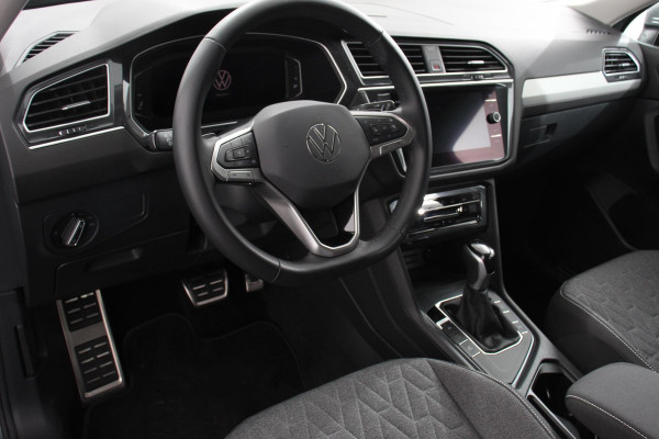 Volkswagen Tiguan Allspace 1.5 TSI Automaat Life 7p. Navigatie Apple Carplay/Android Auto Climate Control Lichtmetalen Velgen Camera Electrische Achterklep