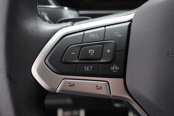 Volkswagen Tiguan Allspace 1.5 TSI Automaat Life 7p. Navigatie Apple Carplay/Android Auto Climate Control Lichtmetalen Velgen Camera Electrische Achterklep