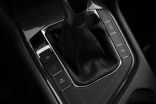 Volkswagen Tiguan Allspace 1.5 TSI Automaat Life 7p. Navigatie Apple Carplay/Android Auto Climate Control Lichtmetalen Velgen Camera Electrische Achterklep