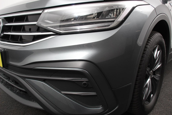Volkswagen Tiguan Allspace 1.5 TSI Automaat Life 7p. Navigatie Apple Carplay/Android Auto Climate Control Lichtmetalen Velgen Camera Electrische Achterklep