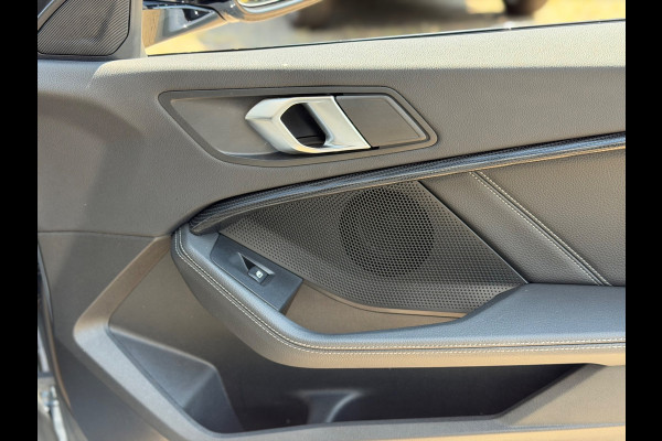 BMW 1-serie 118i M-Sport 2024 AUT NAVI DAK CLIMA NAP 1e Eig!