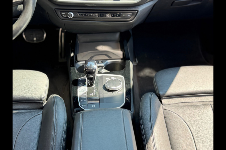 BMW 1-serie 118i M-Sport 2024 AUT NAVI DAK CLIMA NAP 1e Eig!