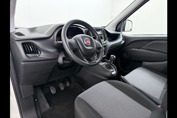Fiat Doblò Cargo 1.6JTD 101PK 3-Persoons Airco Euro 6 S Betonplex Vloer Wandbetimmering Schuifdeur Dealeronderhouden Origineel Nederlandse Auto