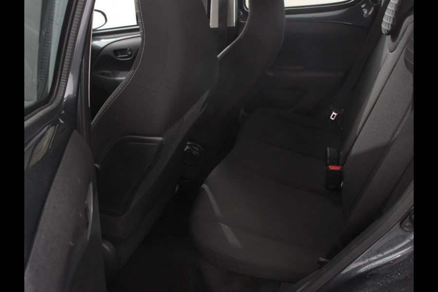Peugeot 108 1.0 e-VTi Active Airco Bluetooth Led DAB 5 deurs