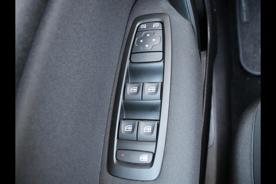 Renault Mégane 1.3 TCe Limited | APPLE CARPLAY / ANDROID AUTO | CRUISE CONTROL |
