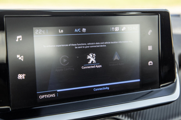Peugeot 2008 1.2 PureTech Active AUTOMAAT / CRUISE CONTROLE / CARPLAY / DEALER ONDERHOUDEN