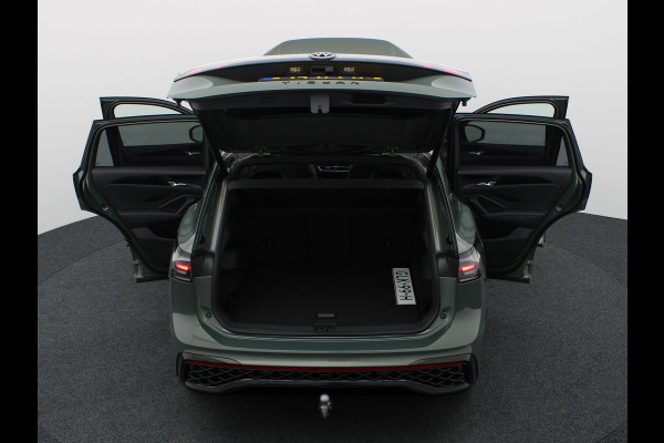 Volkswagen Tiguan 1.5 eTSI R-Line Business | Trekhaak wegkl. | Panodak | 360 Camera | IQ Light | Elk. A-klep | Prijs Rijklaar!!