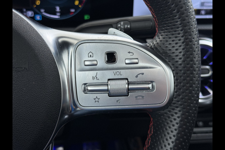 Mercedes-Benz A-Klasse 250 AMG line | Pano Memory Multibeam Distronic