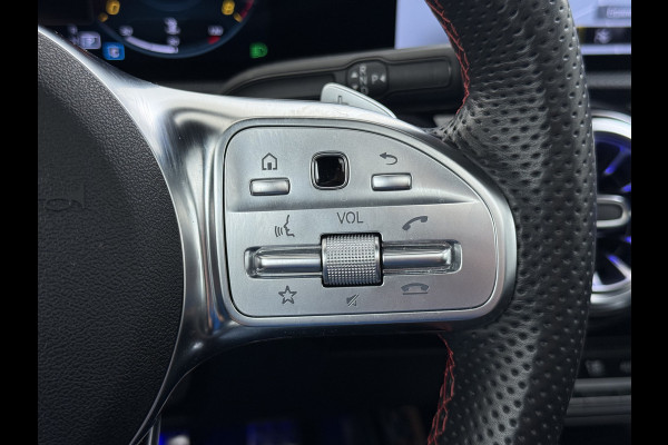 Mercedes-Benz A-Klasse 250 AMG line | Pano Memory Multibeam Distronic