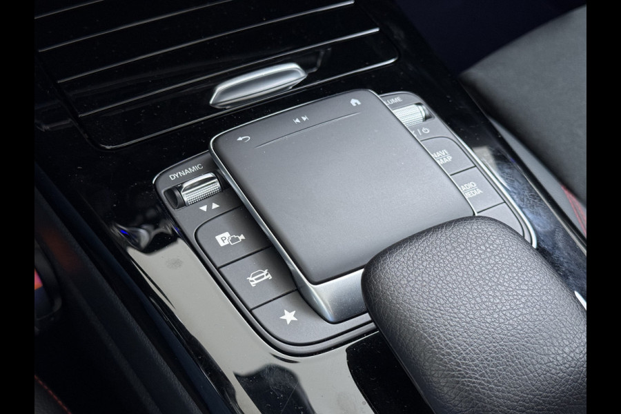 Mercedes-Benz A-Klasse 250 AMG line | Pano Memory Multibeam Distronic