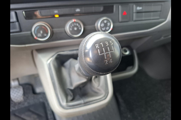 Volkswagen Transporter 2.0 TDI L2H1 30 Comfortline CARPLAY / L2H1 / CRUISE CONTROLE / AIRCO / EURO 6