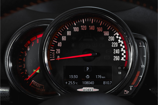 MINI Clubman 2.0 JCW ALL4 Chili | S/K-Panodak | Adapt. Cruise | Stoelverw. | PDC | Camera | NAV + App.Connect | ECC | Harman Kardon | LM 19" |