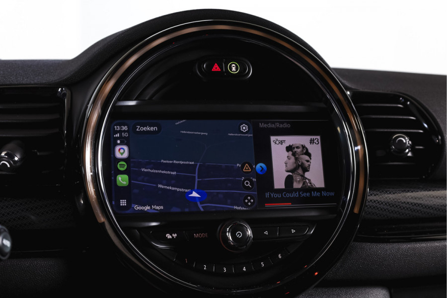MINI Clubman 2.0 JCW ALL4 Chili | S/K-Panodak | Adapt. Cruise | Stoelverw. | PDC | Camera | NAV + App.Connect | ECC | Harman Kardon | LM 19" |