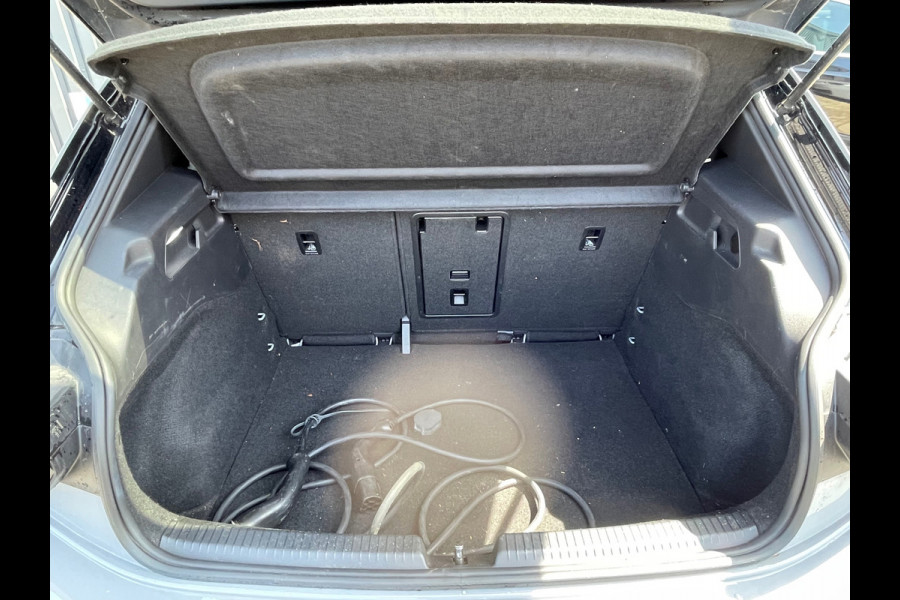 Volkswagen ID.3 First Plus 58 kWh|SOH91%|ACC|PDC|CAM|