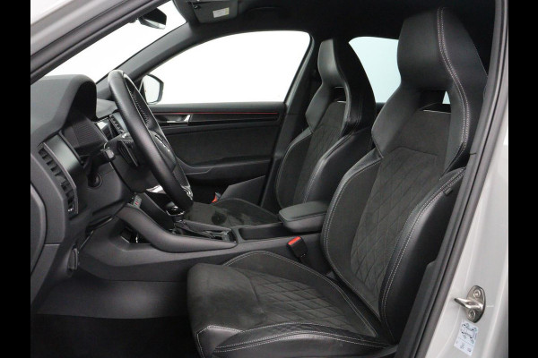 Škoda Kodiaq 1.5 TSI Sportline Business | Keyless | Adaptive cr | Keyless | Adaptive cruise control | Carplay | Climate control | Stoel & Stuurverwarming | Camera | Navigatie | Bluetooth | DAB+ | Sfeerverlichting | Canton audio