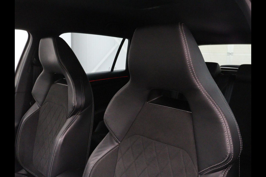 Škoda Kodiaq 1.5 TSI Sportline Business | Keyless | Adaptive cr | Keyless | Adaptive cruise control | Carplay | Climate control | Stoel & Stuurverwarming | Camera | Navigatie | Bluetooth | DAB+ | Sfeerverlichting | Canton audio