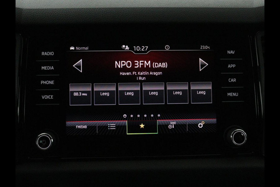 Škoda Kodiaq 1.5 TSI Sportline Business | Keyless | Adaptive cr | Keyless | Adaptive cruise control | Carplay | Climate control | Stoel & Stuurverwarming | Camera | Navigatie | Bluetooth | DAB+ | Sfeerverlichting | Canton audio