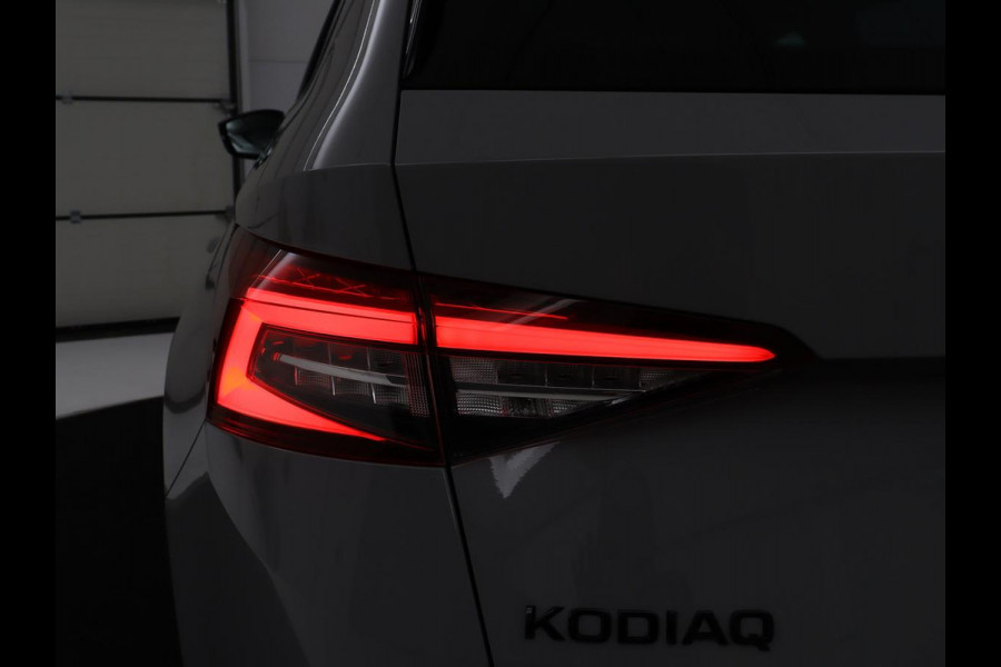 Škoda Kodiaq 1.5 TSI Sportline Business | Keyless | Adaptive cr | Keyless | Adaptive cruise control | Carplay | Climate control | Stoel & Stuurverwarming | Camera | Navigatie | Bluetooth | DAB+ | Sfeerverlichting | Canton audio