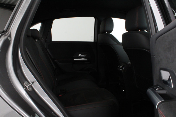 Mercedes-Benz B-Klasse 250 e AMG Line > Adapt.cruise/Night-pakket/Plug-in hybride 85km WLTP